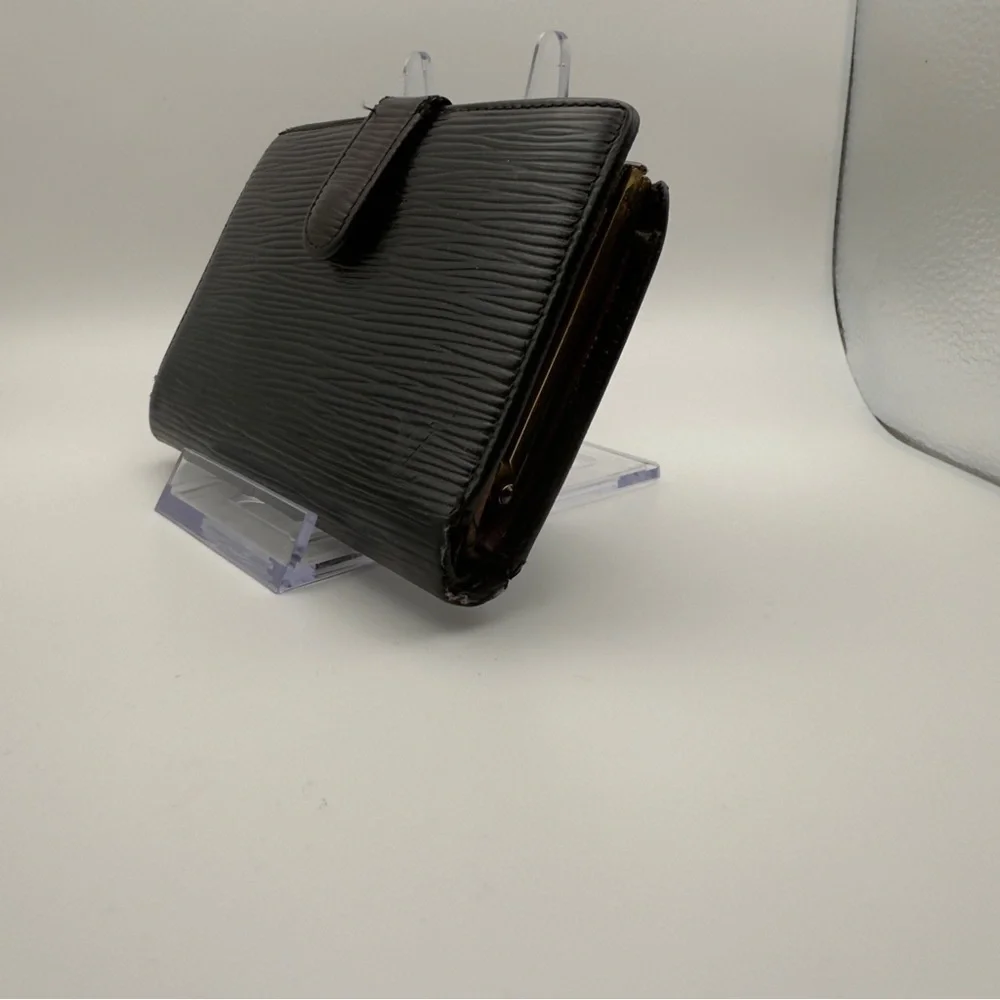 Louis Vuitton Black Epi Leather French Purse Wallet Gold | Women’s | Used |